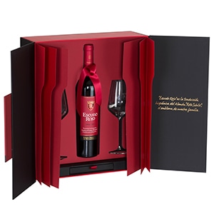 チリ産の赤ワイン「エスクード・ロホ 2012」ギフトボックスを5名様にプレゼント。