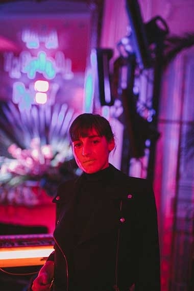 170404-paris-news-10.jpg