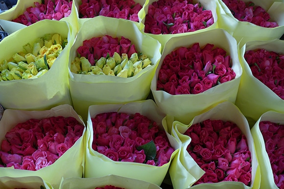 ジャスミンの甘い香りに包まれる タイ最大の花市場へ だから アジア好き Madamefigaro Jp フィガロジャポン