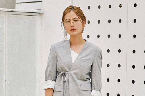 洋服とヘア アクセサリーの関係性が個性に繋がる 特集 Fashion Madamefigaro Jp フィガロジャポン