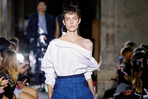ノーブルな女性に捧げる、さりげない遊び。｜特集｜Fashion｜madameFIGARO.jp（フィガロジャポン）