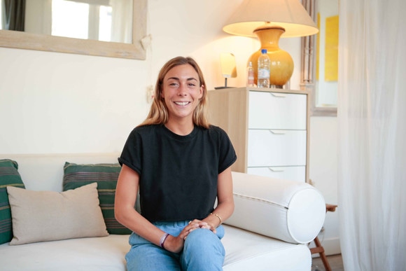 ヴァカンス上手なパリジェンヌ 持ち物は パリジェンヌファイル Paris Madamefigaro Jp フィガロジャポン