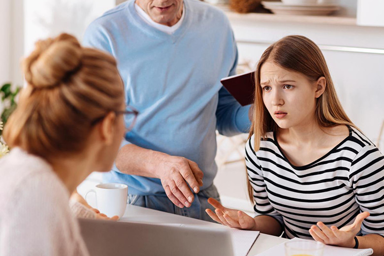 ミレニアル世代のトランスジェンダー議員 サラ マクブライドって 特集 Culture Madamefigaro Jp フィガロジャポン