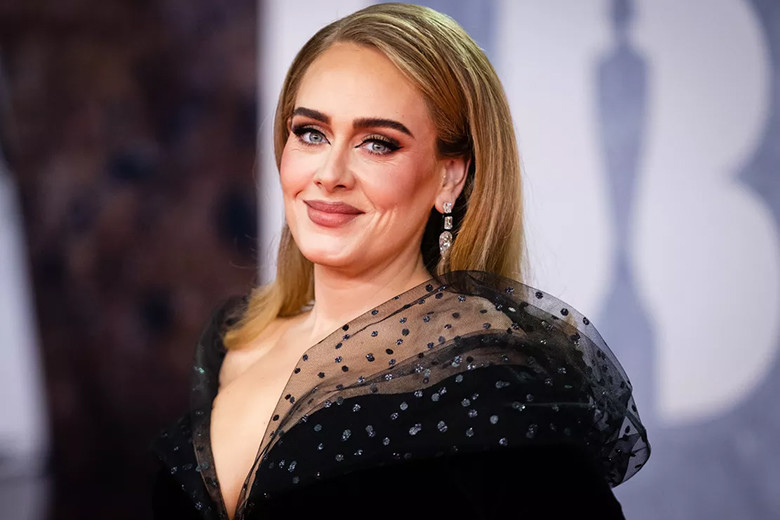 早い者勝ち！ブラックRuimeme adele dress アデルの勝負服？ 「黒いドレス」の物語。｜Culture｜madameFIGARO.jp