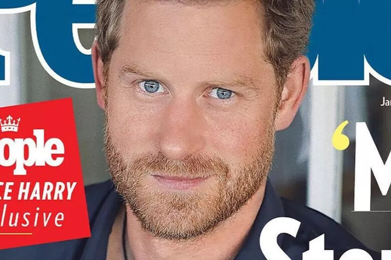 スペイン語の「ピープル」誌の新号の表紙を iPhone X で撮影