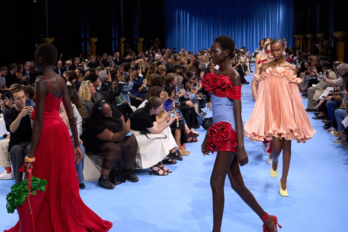 盗難にあったバルマンのコレクション、10日で同じものを作り上げ