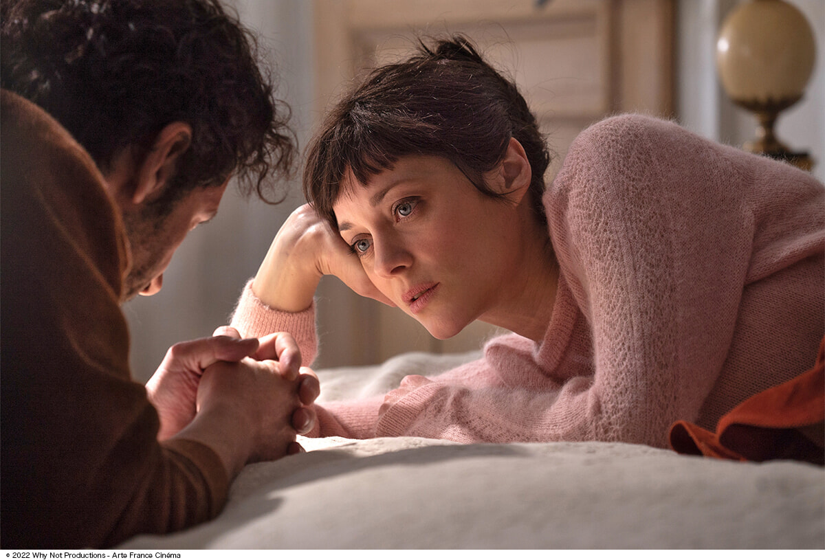 近親相姦　海外 