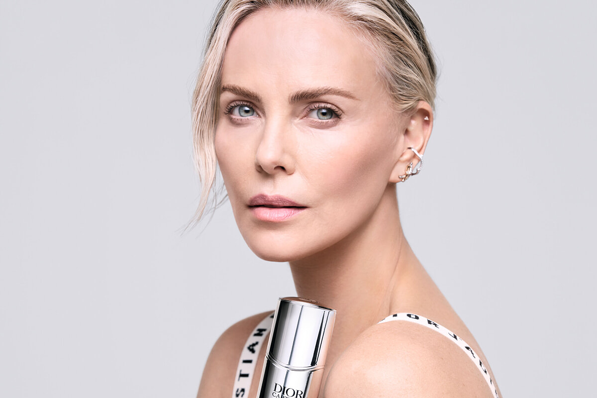 シャーリーズ・セロンがディオール カプチュールの新たな顔に