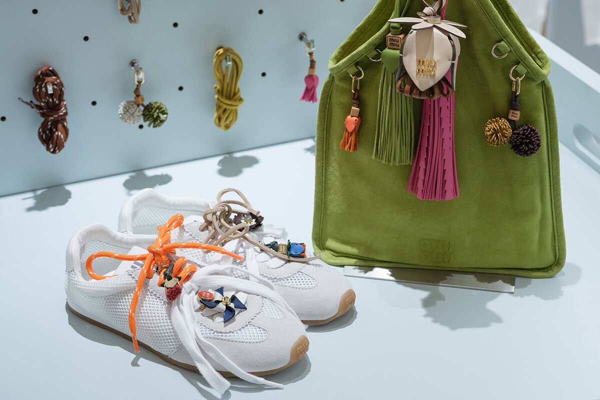 カスタマイズも楽しめる、ミュウミュウ 渋谷パルコ店がオープン