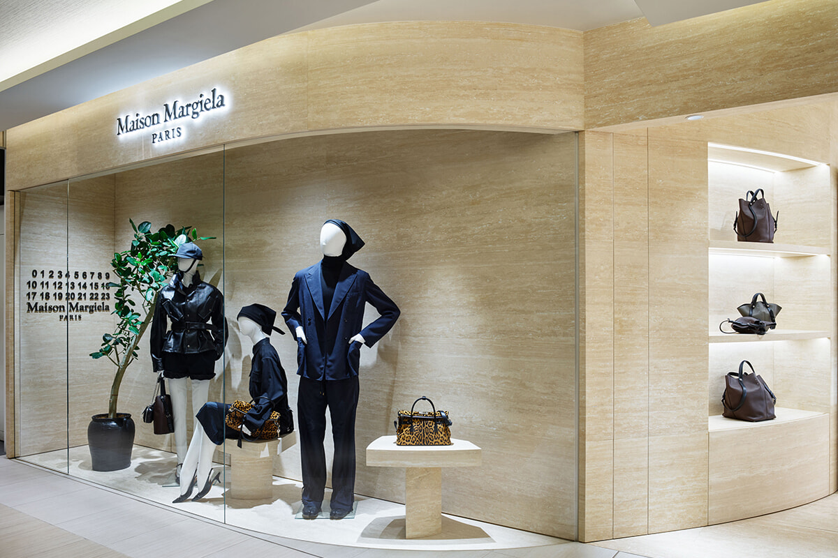 メゾン マルジェラ GINZA SIXが拡張リニューアルオープン