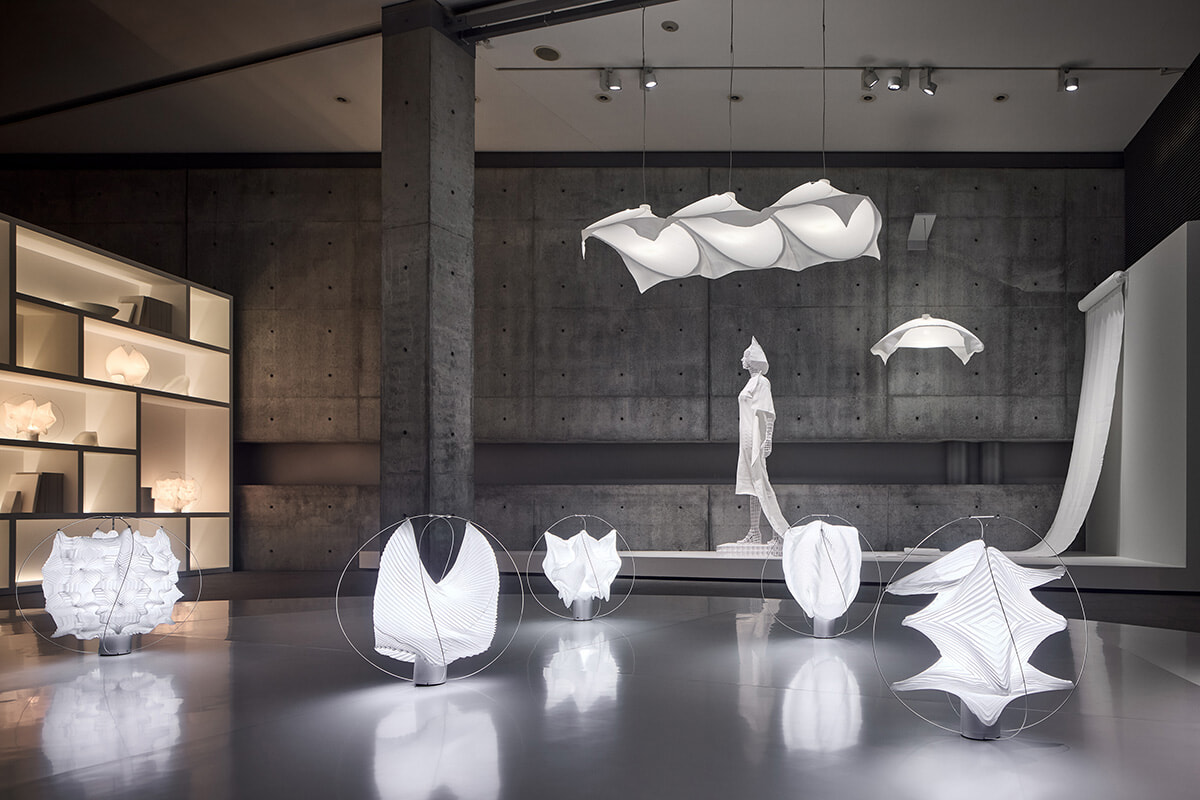 A-POC ABLE ISSEY MIYAKE】一枚の布から生まれる、新しい光のかたちと