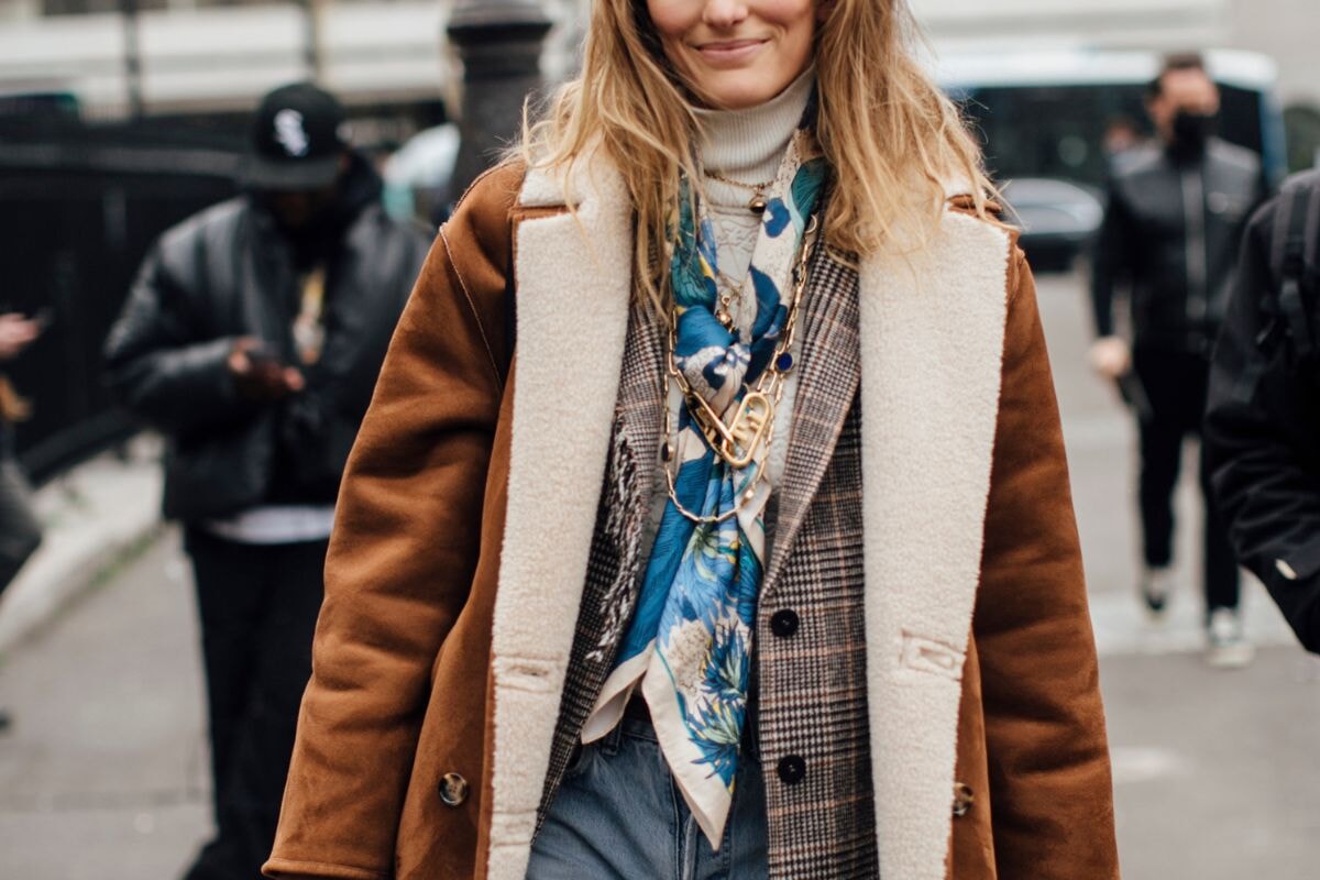 冬服に効く、スカーフの巻き方。パリジェンヌたち6人のアイデア。