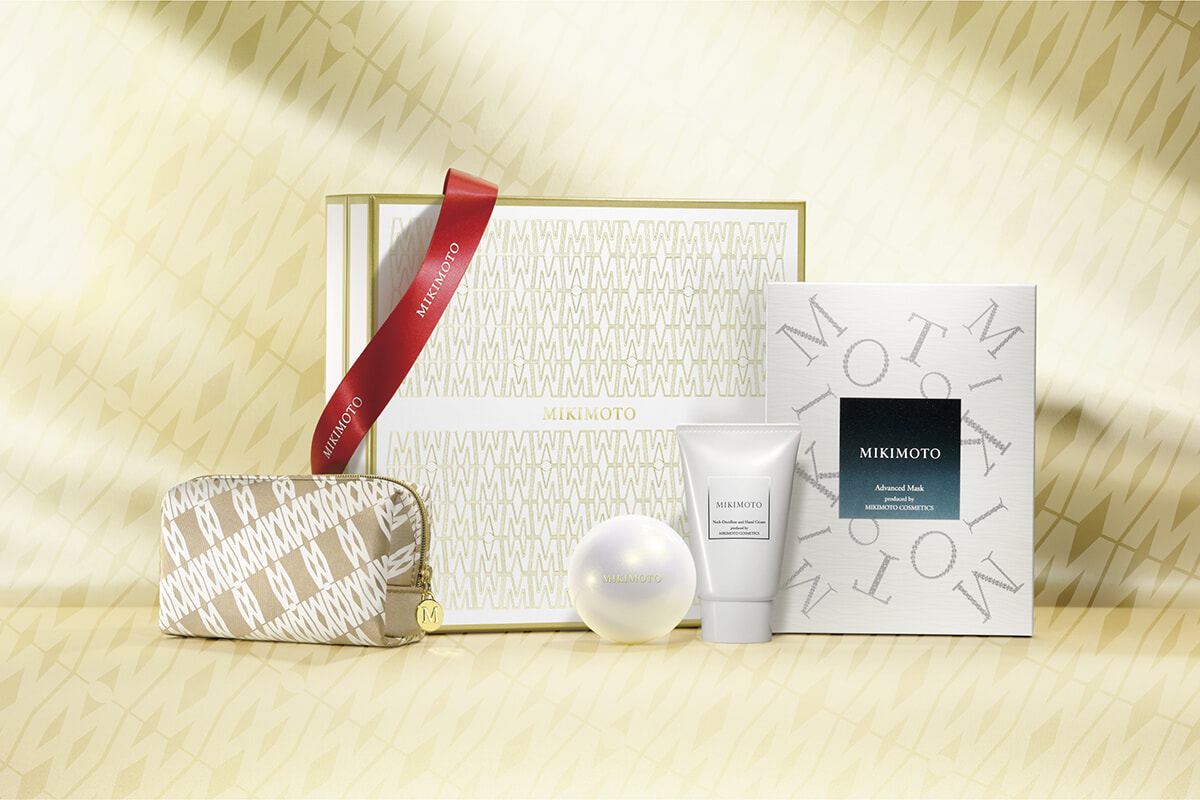 真珠肌に生まれ変わる？「ミキモト ホリデー デラックス セット」で冬