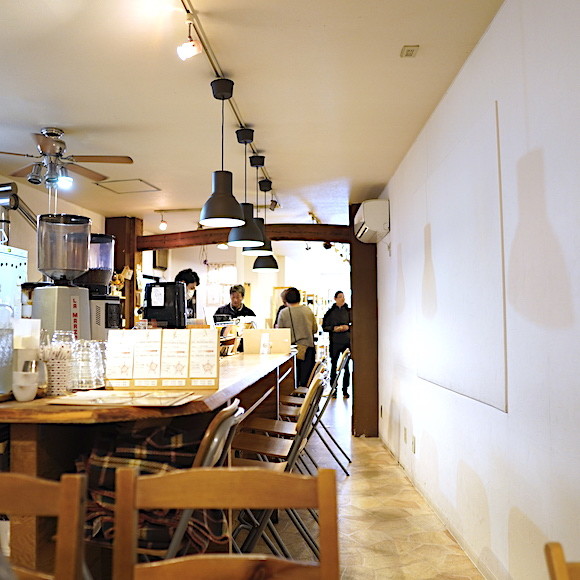 カフェ店内のコピー.JPG
