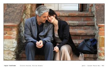 『トスカーナの贋作』メイン・ビジュアル.jpg