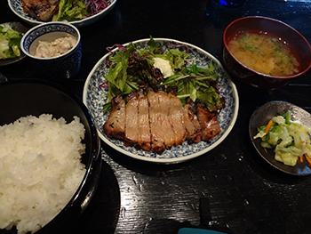 003　肉a.jpg