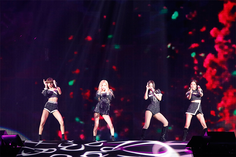 日本初のドームツアーに参戦 Blackpinkに再びときめく Editor S Blog Blog Madame Figaro Jp フィガロジャポン