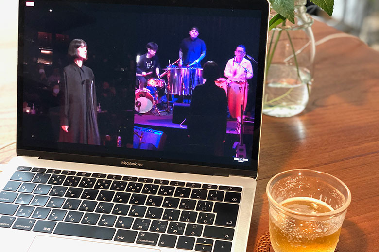 秋の夜長に、『el tempo』のライブ配信。