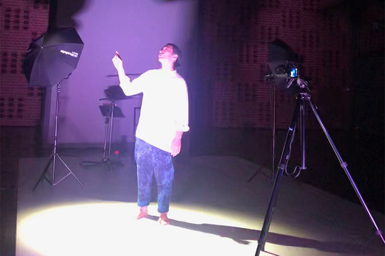 森山未來が問う、日常を失った世界で、見えるもの／見えないもの...