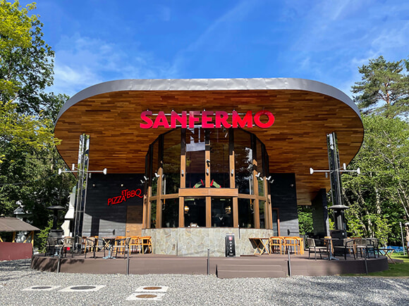 230426-Sanfermoグリーンシーズン-2L.jpg