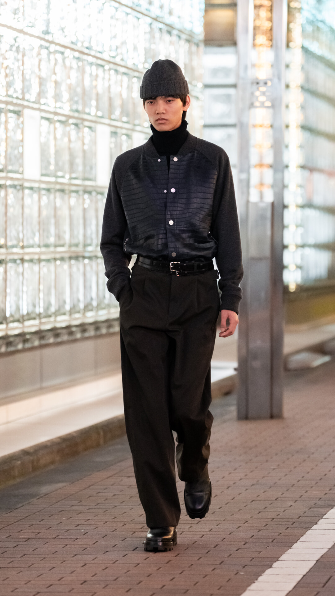 HERMES_GINZA_CALLING_RUNWAY_©︎KOJI_SHIMAMURA_029.jpg