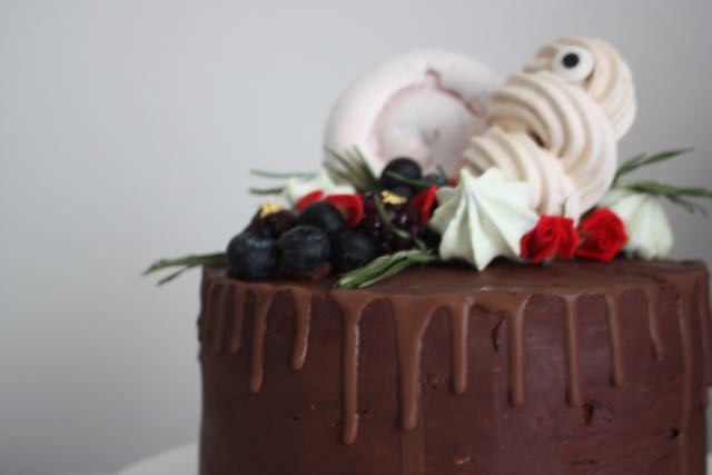 誕生日ケーキもハロウィンで パリ風 ママスタイル Blog Madame Figaro Jp フィガロジャポン