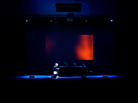 1112music_2.jpg