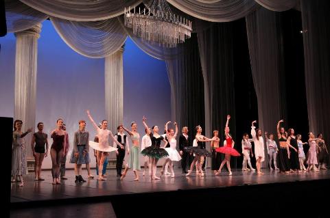 12thWBF-CurtainCall programB no 3710(photo_K Hasegawa).jpg