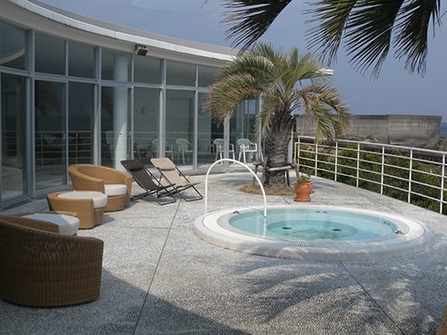 Jacuzzi.jpg