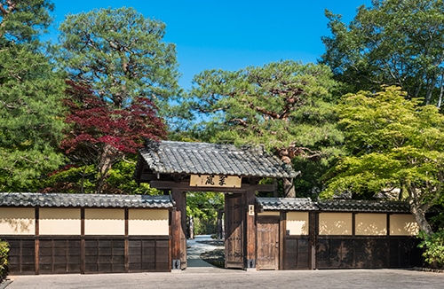 c02-gate-sekine150626.jpg