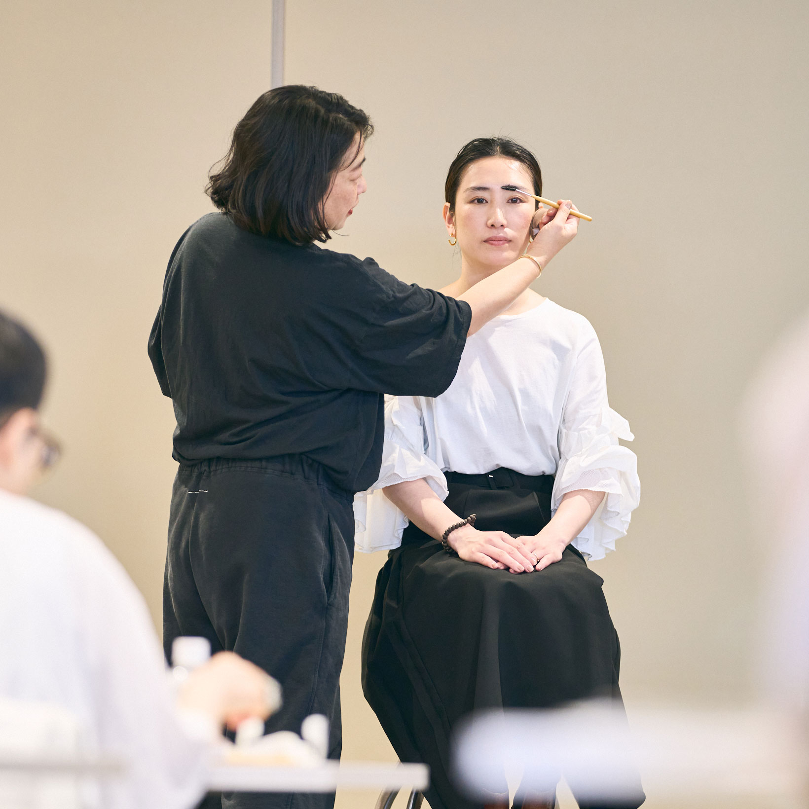眉メイクレッスン＆ポートレート撮影で、新しい自分に出会う体験！