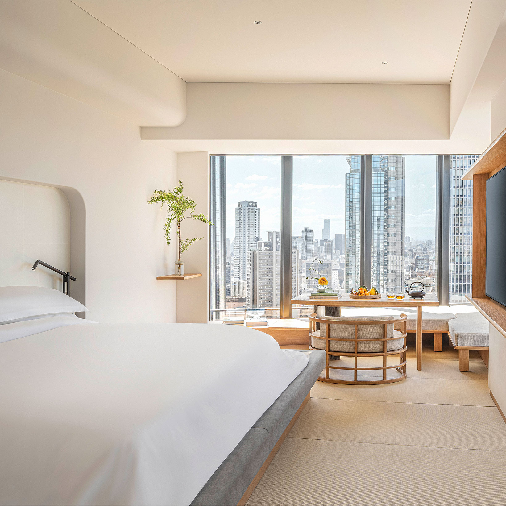 部屋づくりのヒントはホテルにあった。睡眠も暮らしも整う最新ステイ先4選。