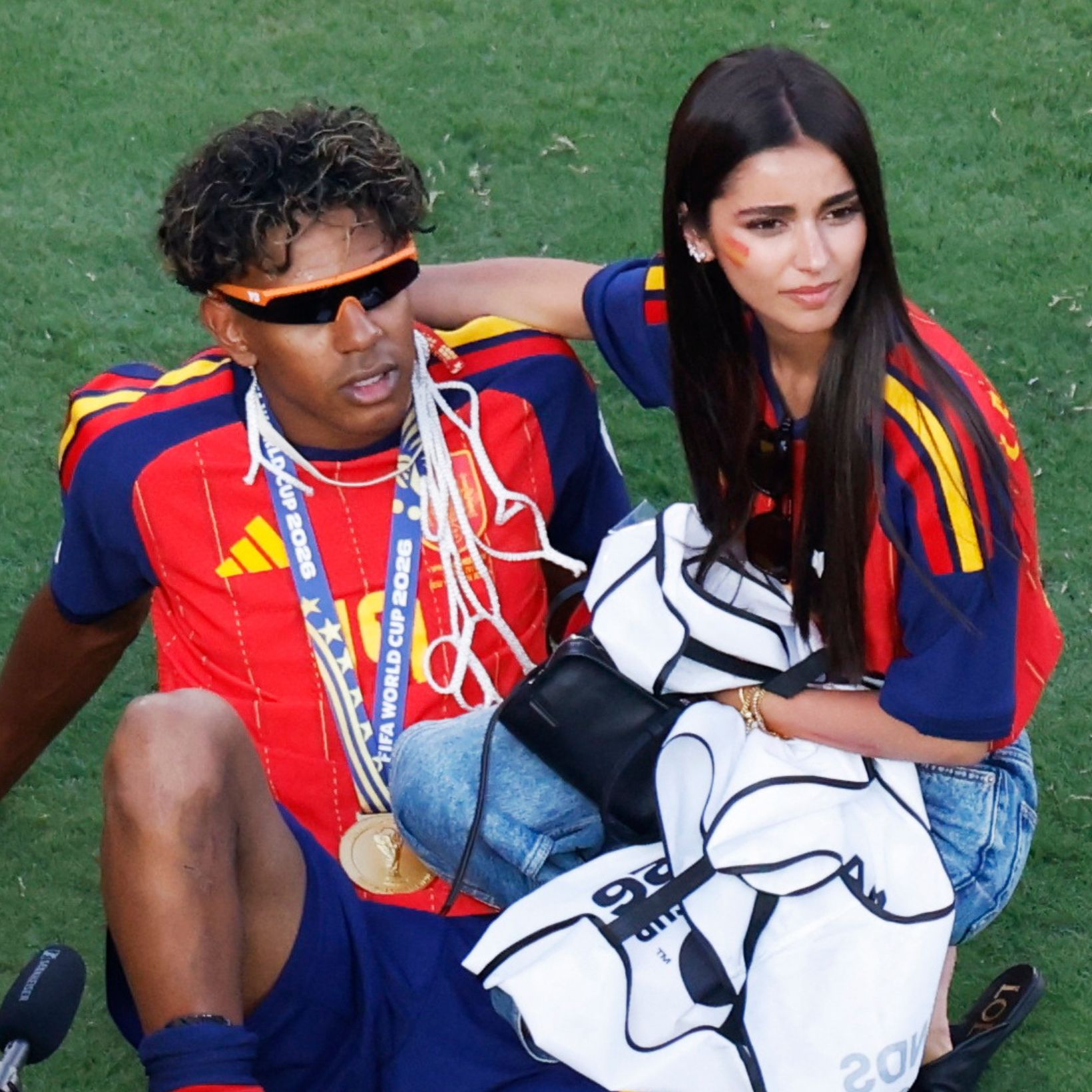 【スペイン代表】アミン・ヤマル選手の「可愛すぎる」彼女、5年来の恋人から「金目当てで乗り換えた」とSNSで大炎上！