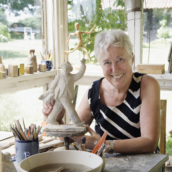 陶芸作家、リサ・ラーソンの創作の原点を訪ねて。