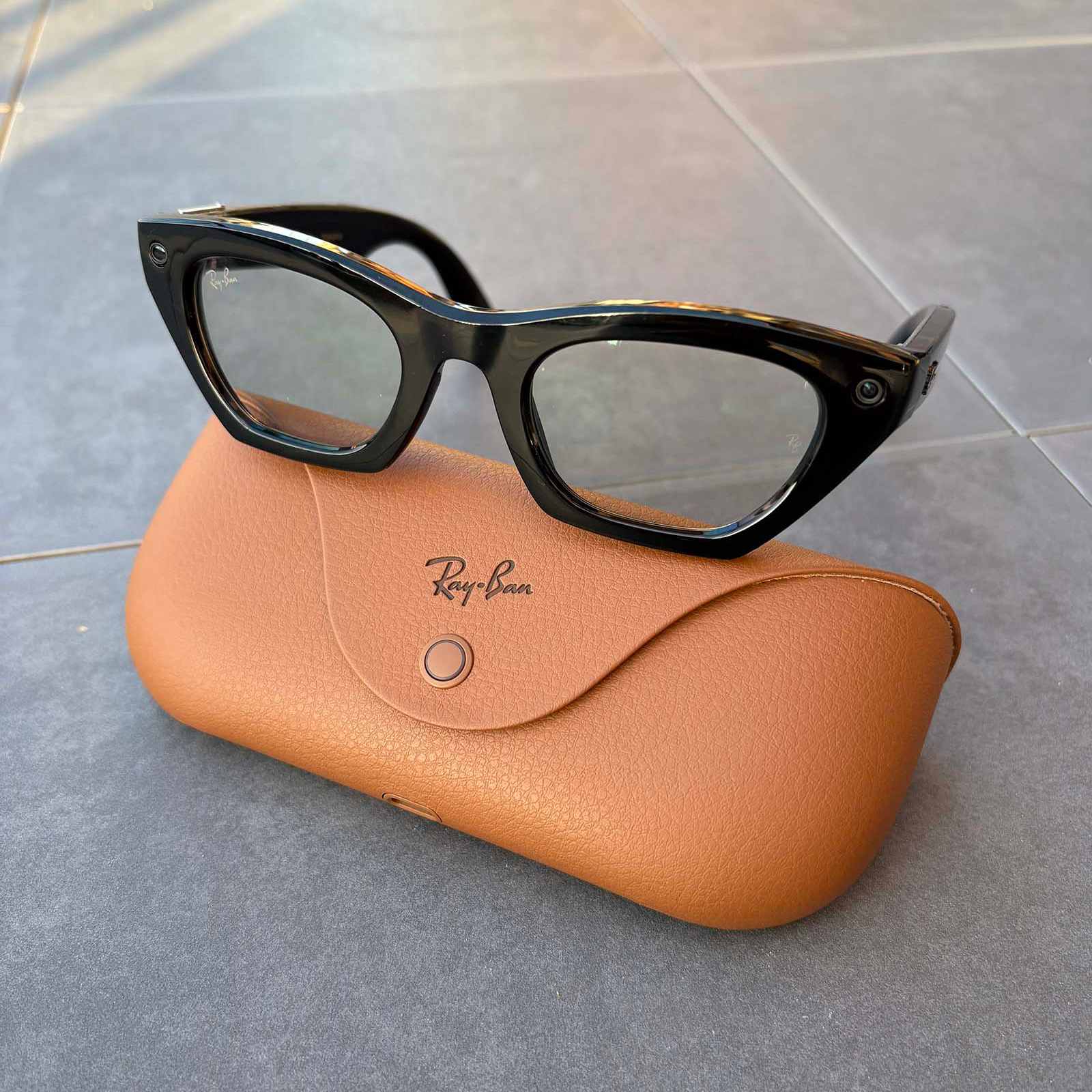 Ray-Ban Metaの次世代モデル「Gen 3」を実際に使ってみた。子育て中にも便利な新しいスマートグラス。