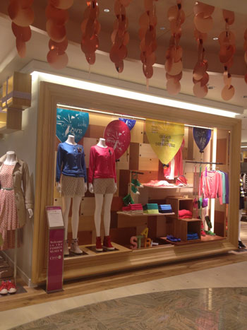 02isetan130315.jpg