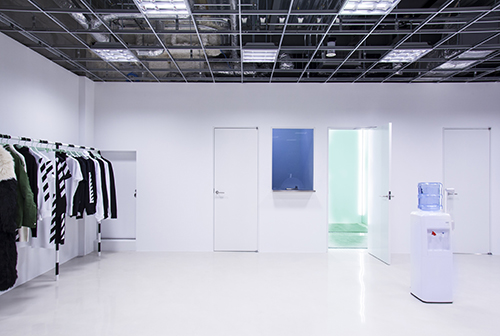 160711-offwhite4.jpg