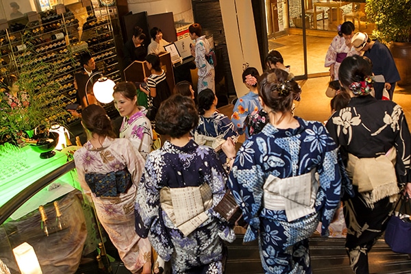 news_MOET130611main02.jpg