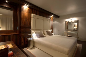 26115324-H1-GALLERY.jpg