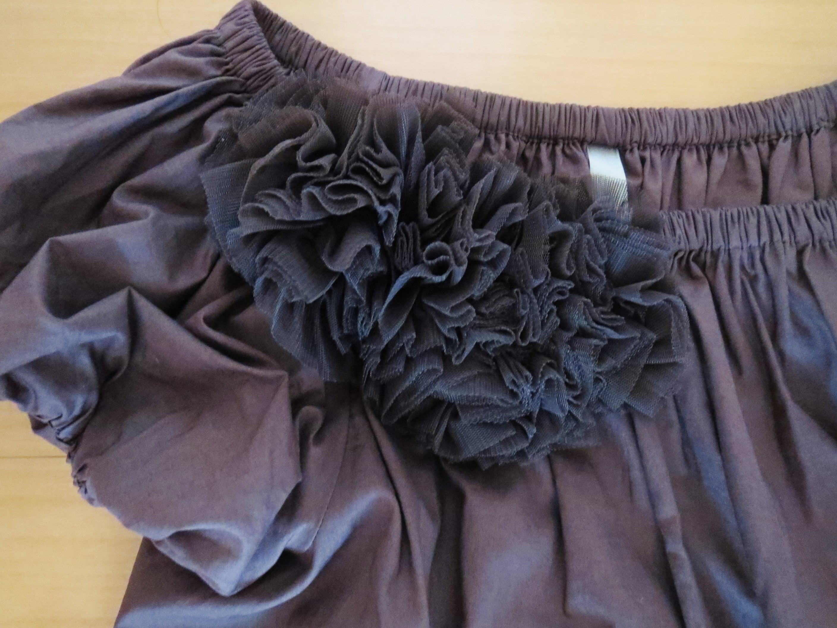 シックな下駄でbbq Comme D Habitude パリ 東京行ったり来たりblog Paris Madame Figaro Jp フィガロジャポン