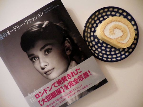 永遠のオードリー ファッション Comme D Habitude パリ 東京行ったり来たりblog Paris Madame Figaro Jp フィガロジャポン