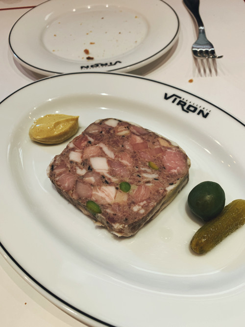 パリ気分でbrasserie Viron Comme D Habitude パリ 東京行ったり来たりblog Paris Madame Figaro Jp フィガロジャポン