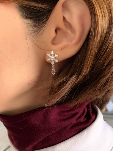 1130】かち割り氷のピアス／イヤリング