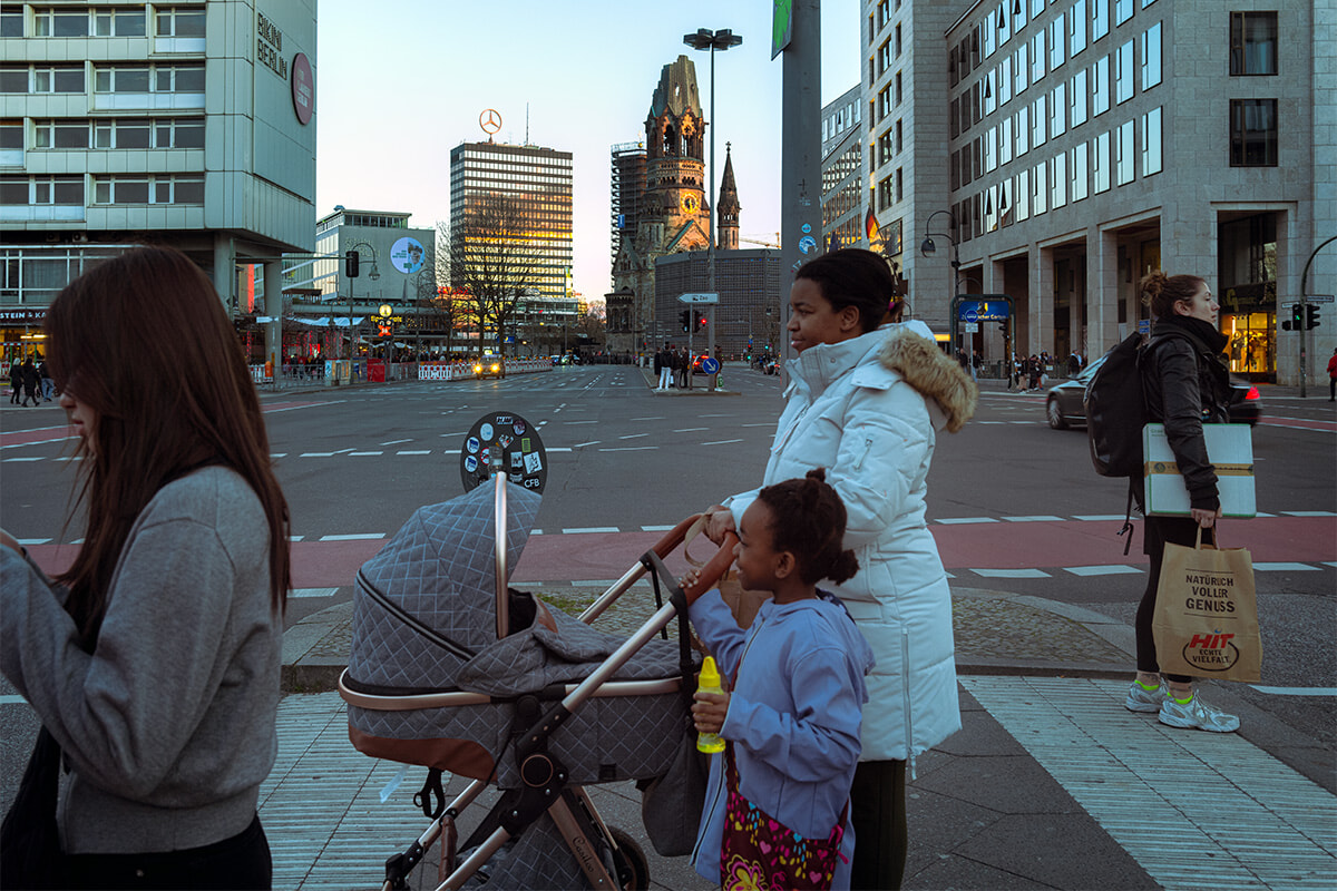 ドイツのベルリンで行くべき、写真家ヘルムート・ニュートン財団。｜在