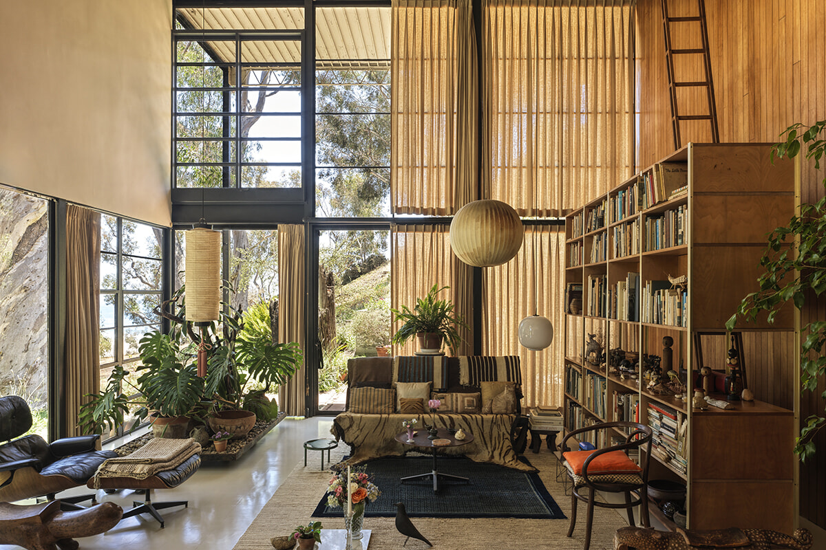 251106-EamesHouse-thum-thumb-