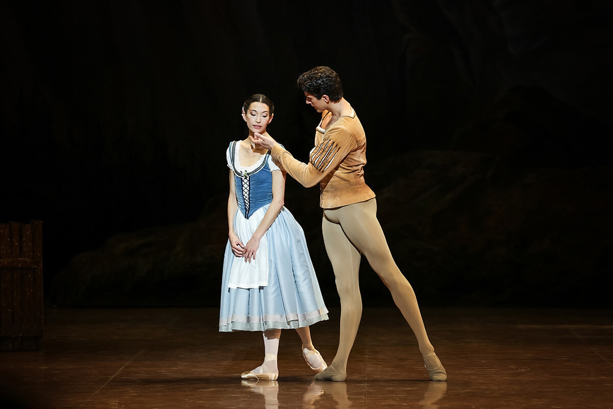 Henri Gervex、Ballerine lisant Figaro Henri Gervex、Ballerine lisant Figaro Henri Gervex、Ballerine