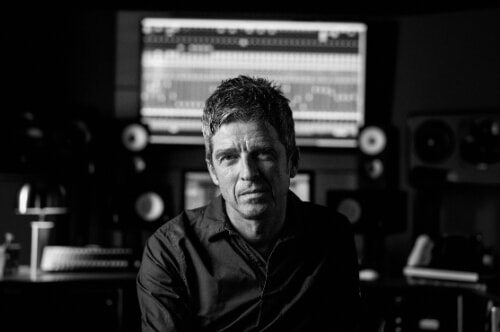 ５）【(c)Anton Corbijn】Noel_Gallagher_London_2021_Copyright_Anton_Corbijn_00.jpg