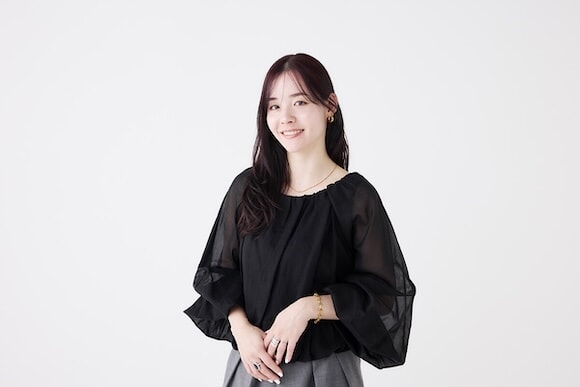 https://madamefigaro.jp/society-business/250710-bwaseminar-annahoriguchi.html