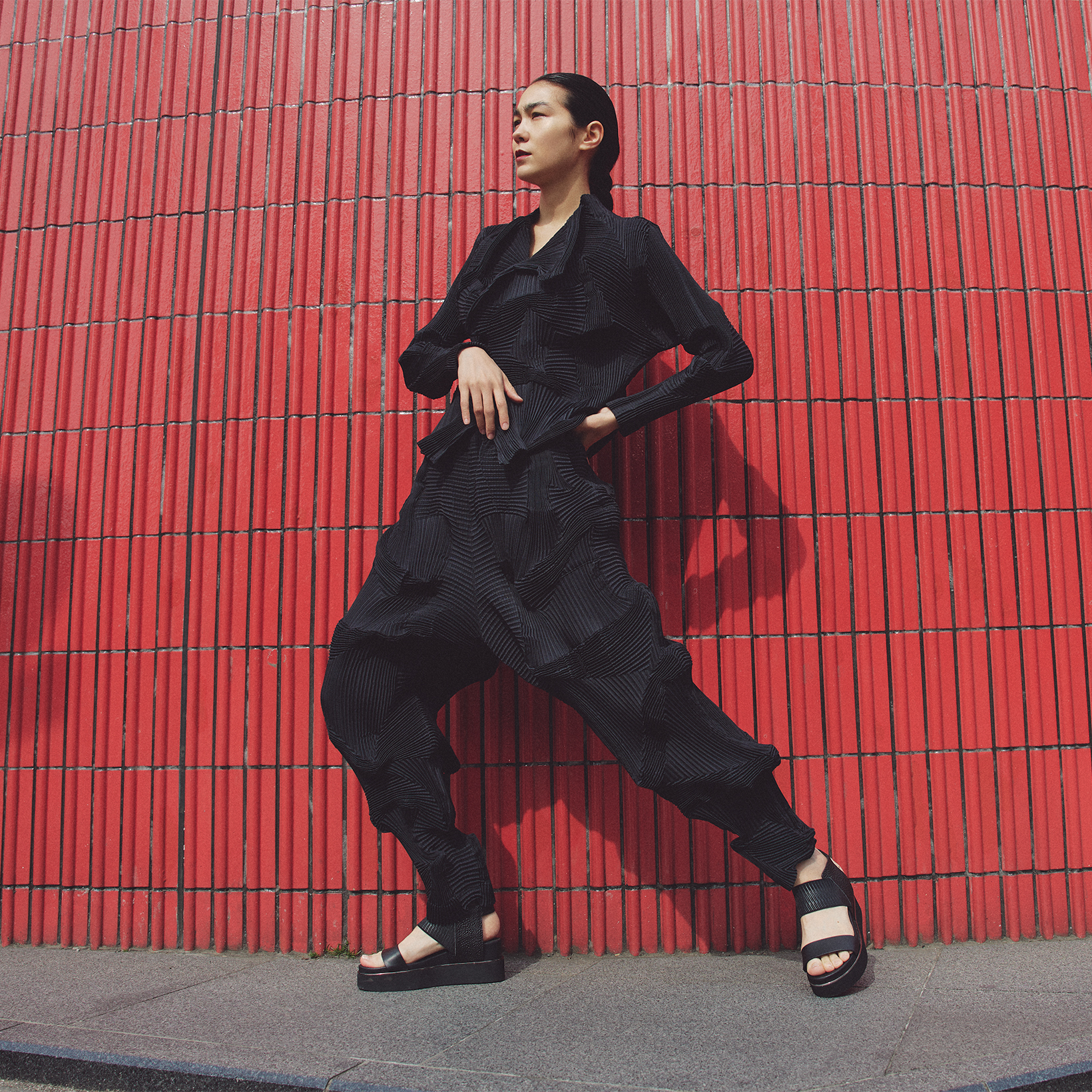 エイポック エイブル イッセイ ミヤケ、エモーショナルに体現する衣服の可能性。