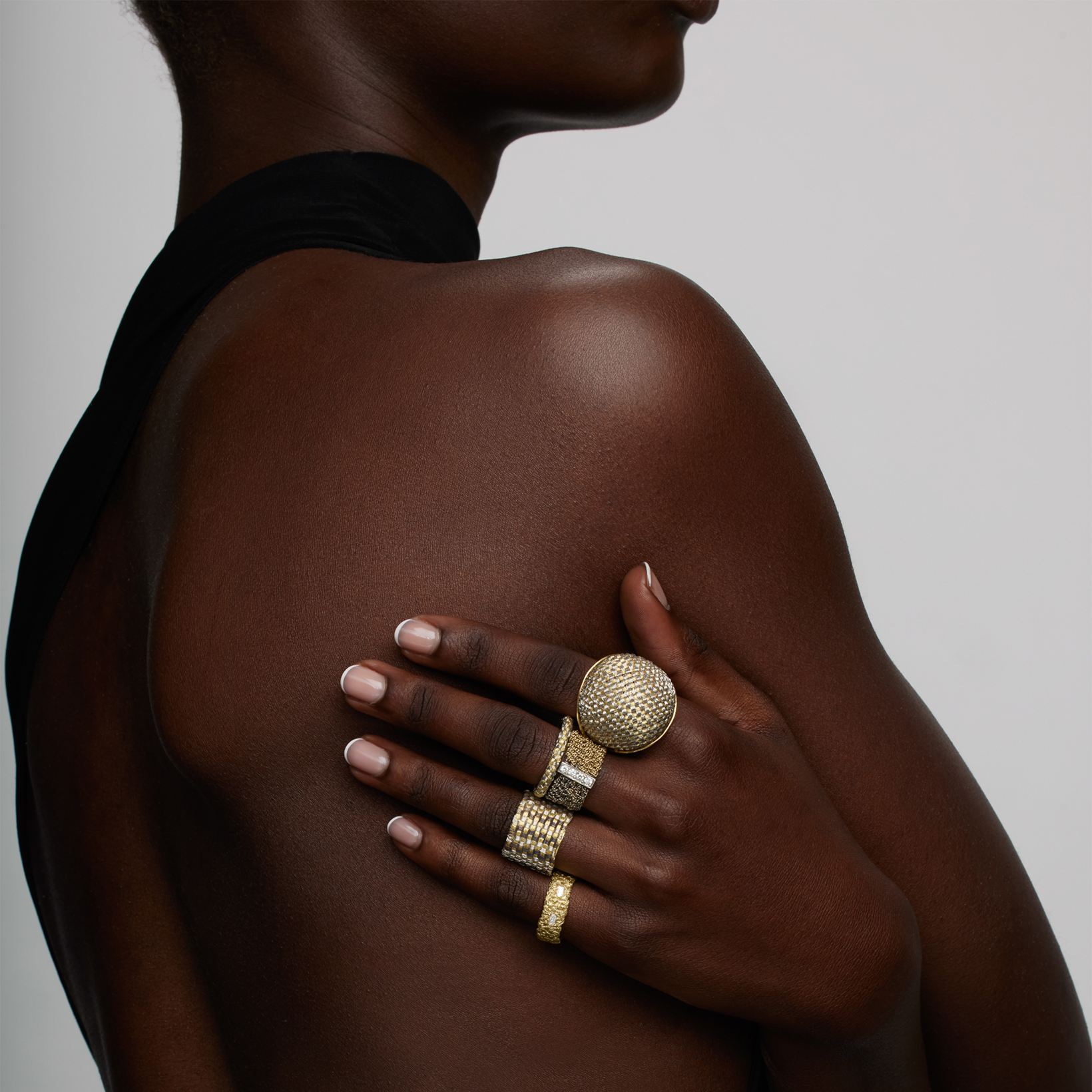 ロンドン発のザ・ジュエリー・キャスト、パリで出会う伝統と革新の輝き。